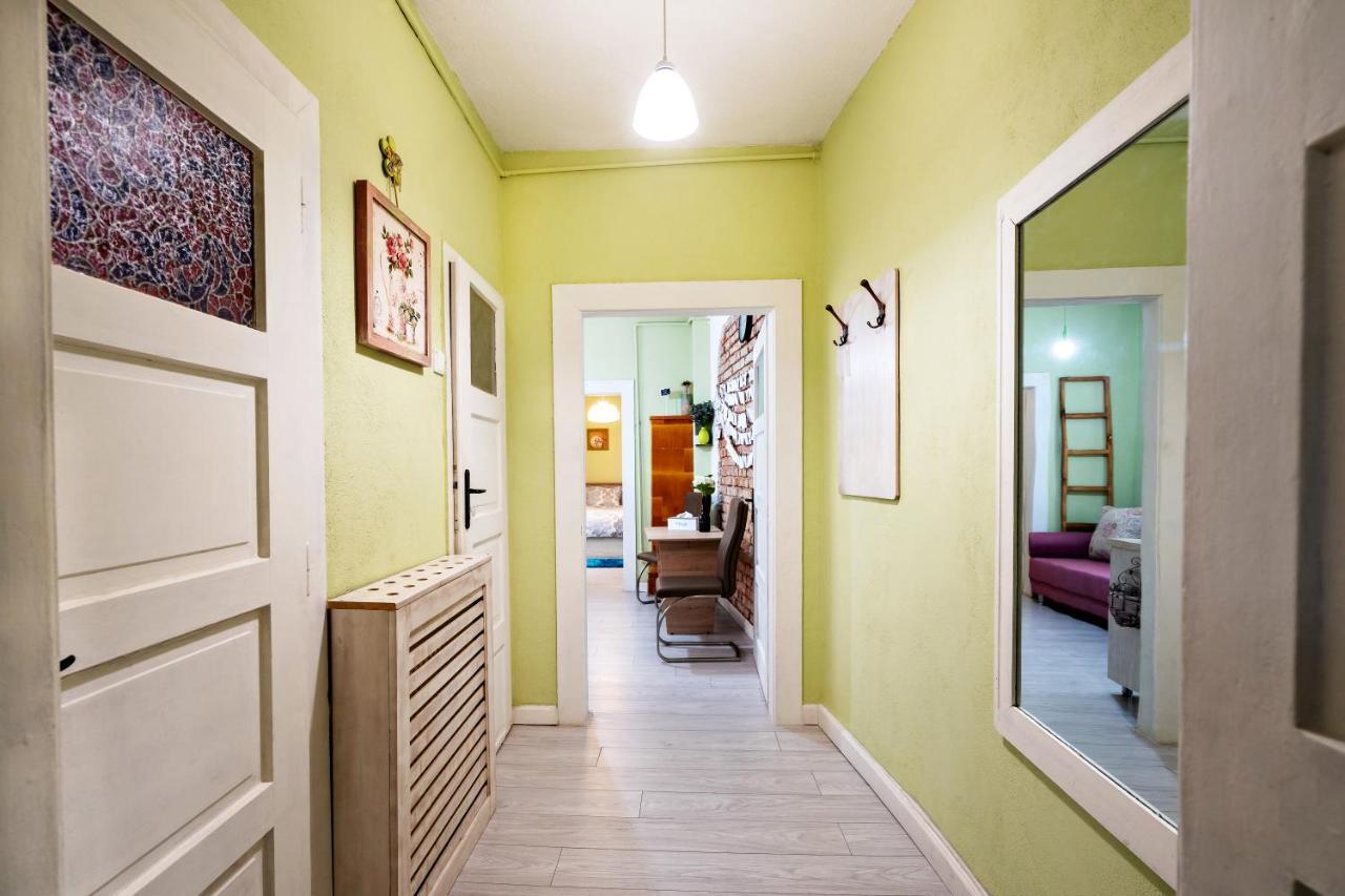 Sunrise Republicii Appartement Braşov Buitenkant foto